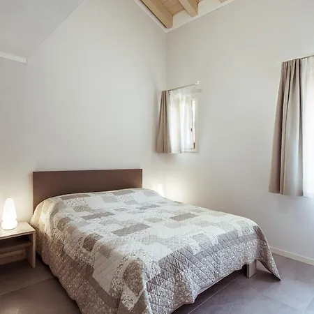 Fontanelle Gardapartments Lägenhet Polpenazze del Garda