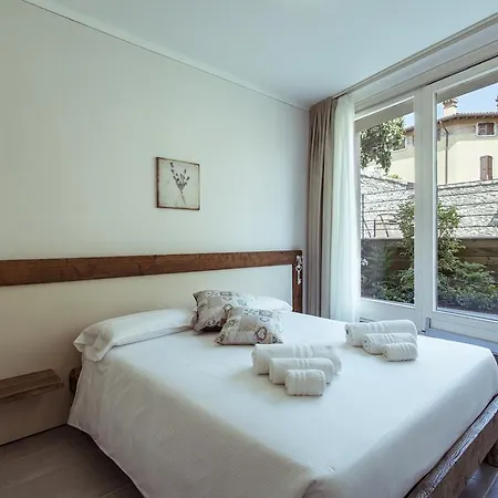 Fontanelle Gardapartments Lägenhet Polpenazze del Garda